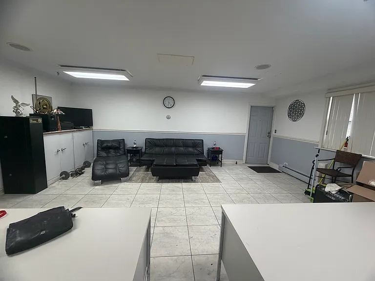 4600 N Cumberland Ave #1 — Photo 9