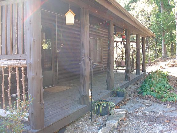 3rd image of 2808 Aqua Ln