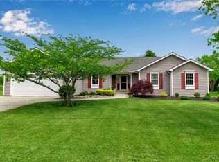 735 Pletcher Rd, Lewiston, NY 14092