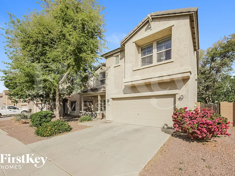 11028 E Silver Springs Ave — Photo 3