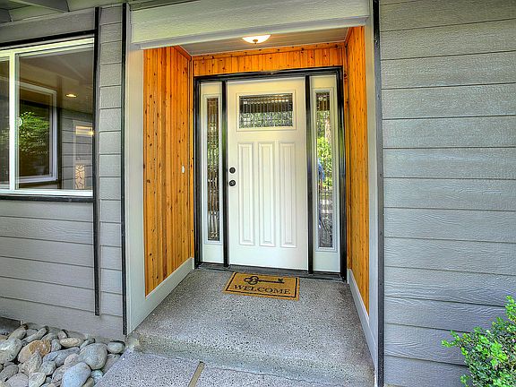 2nd image of 12016 Interlaaken Dr SW