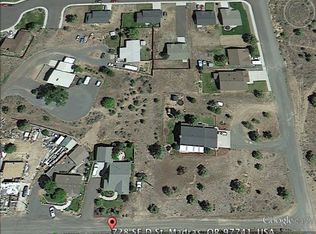 728 SE D St, Madras, OR 97741