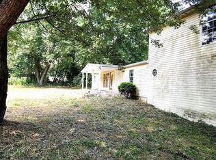 6825 Red Day Rd, Martinsville, IN 46151