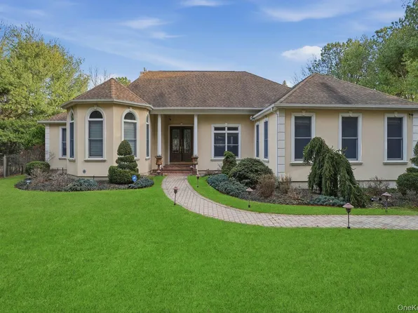 131 Malloy Drive, East Quogue, NY 11942