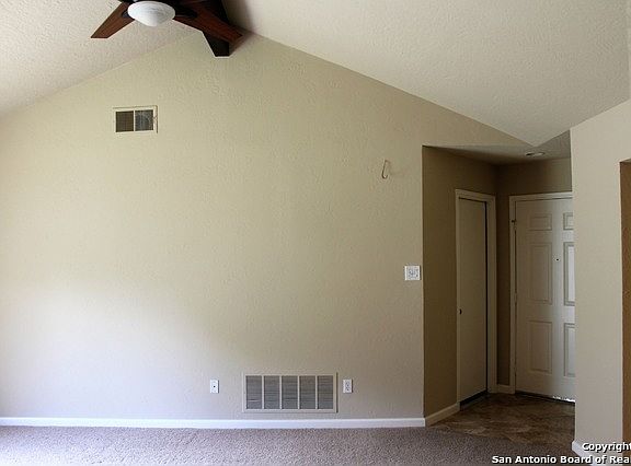 3rd image of 15514 Knollglade