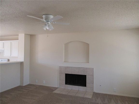 2nd image of 820 Cascade Dr