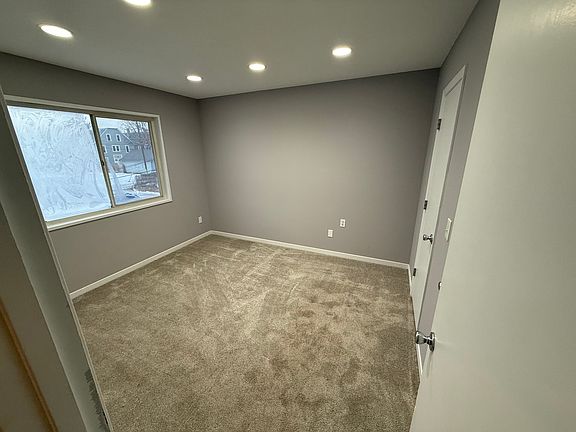 2nd image of 2322 27th Ave S