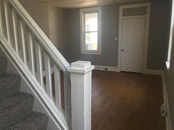 4th image of 512 5th St #512