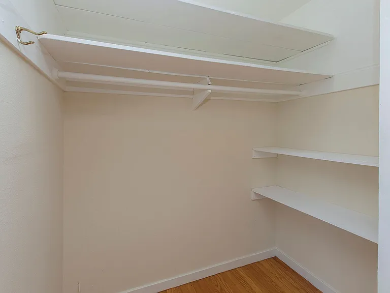 87-93 Lupine Ave #463R — Photo 12