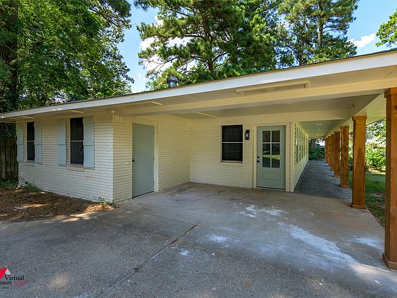 4th image of 1604 Top Bluff Ln