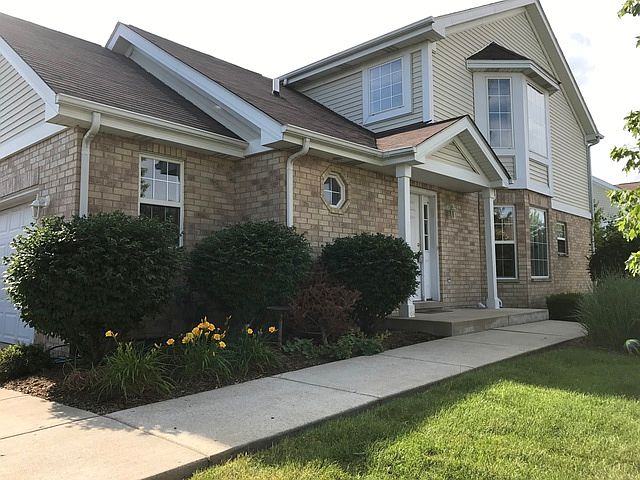 1st image of 16154 Hillcrest Cir