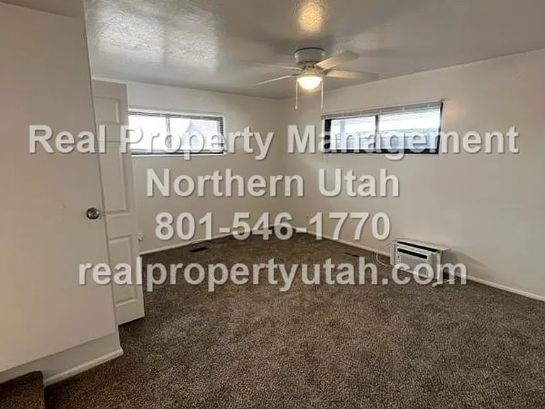 486 15th St — Photo 10