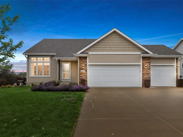 1822 30th Ave SW, Altoona, IA 50009