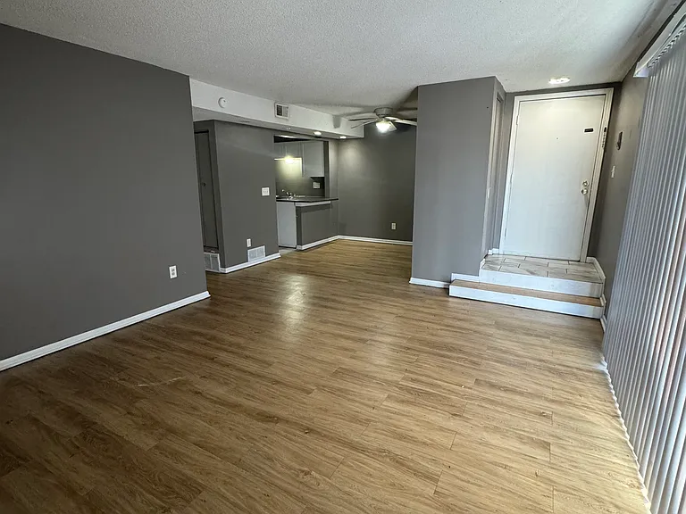 2915 Freeman Ave — Photo 8