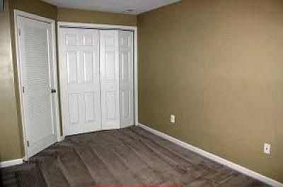 3rd image of 112 Knollwood Dr