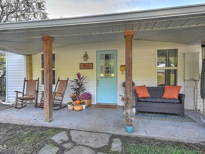 1106 E Market St, Johnson City, TN, 37601