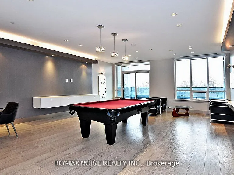 7165 Yonge St #Penthouse 103 — Photo 6