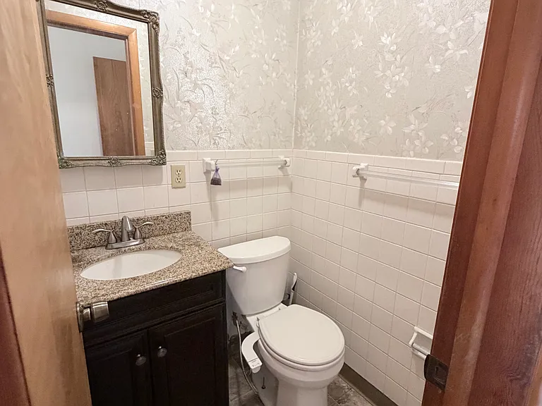 5849 Beverly Hills Rd — Photo 23
