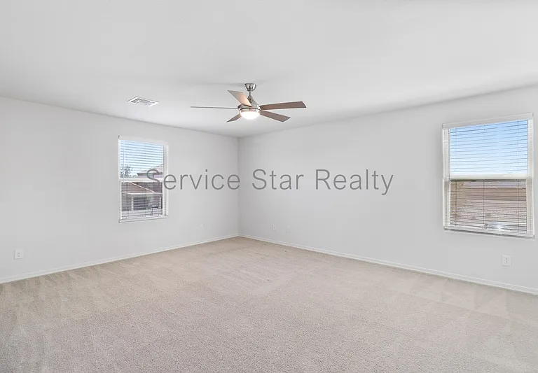 214 W Watson Ct — Photo 23