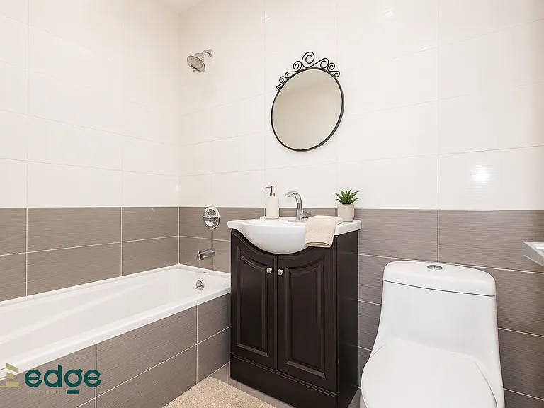 71 Wilson Ave #2R — Photo 7