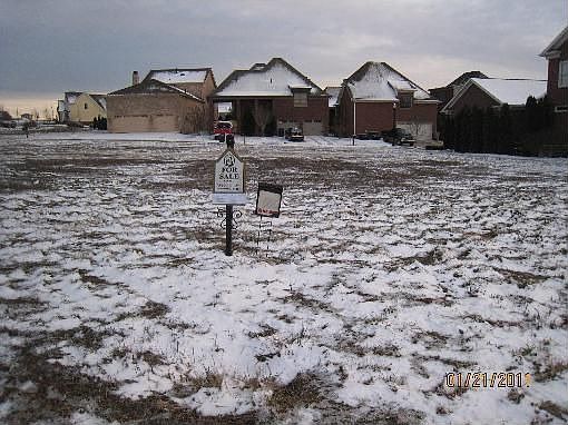 2nd image of 3428 Colebrook Dr