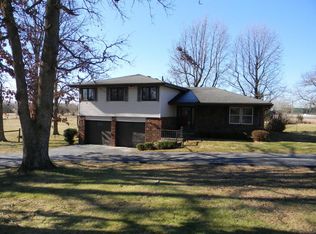 3431 N Farm Road 213, Strafford, MO 65757