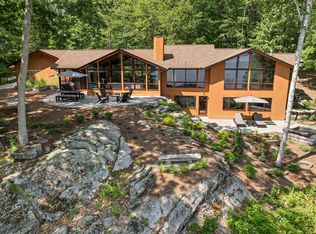 86 Pleasant St, Meredith, NH 03253