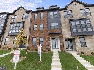 5126 Curie Dr, Bowie, MD 20715