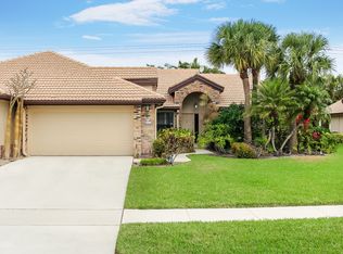 7255 Le Chalet Blvd, Boynton Beach, FL 33472