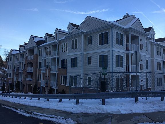 3rd image of 8403 Sanctuary Blvd