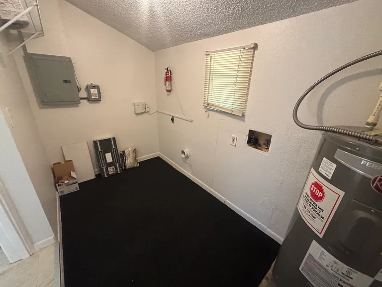 5600 59th Way N #5602 — Photo 15