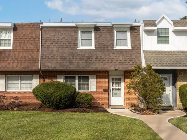 1101 W Aaron Dr APT C, State College, PA 16803