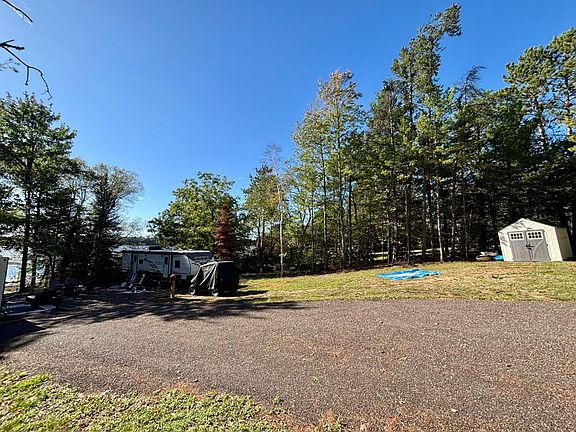 5th image of 1981 S Schoettler Rd