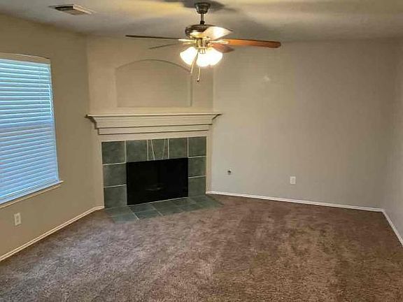 3rd image of 559 Brushy Glen Dr