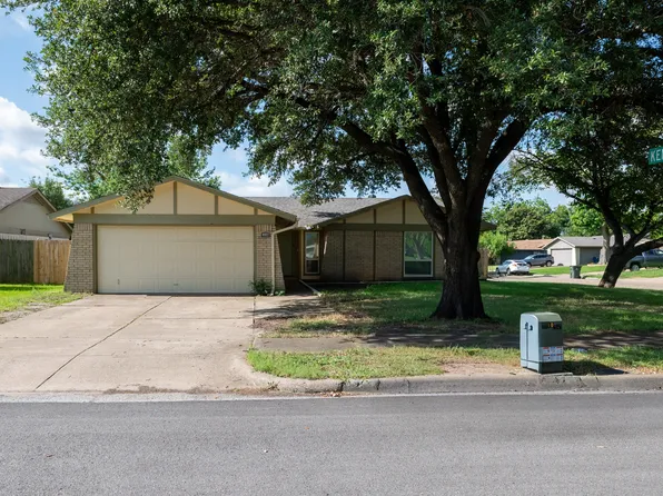 730 Trend Dr, Garland, TX 75043