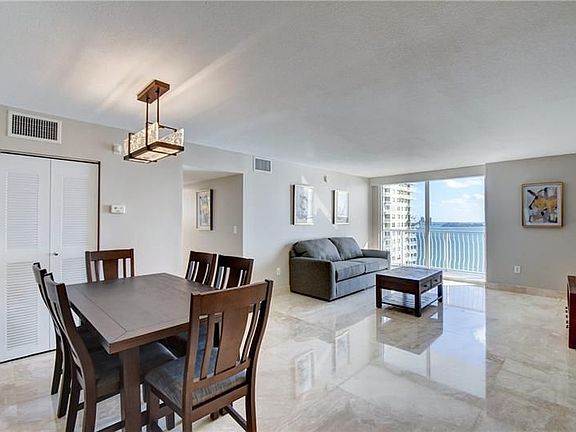 3rd image of 1200 Brickell Bay Dr APT 3002
