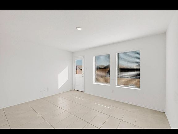 3rd image of 156 Boxberry Way
