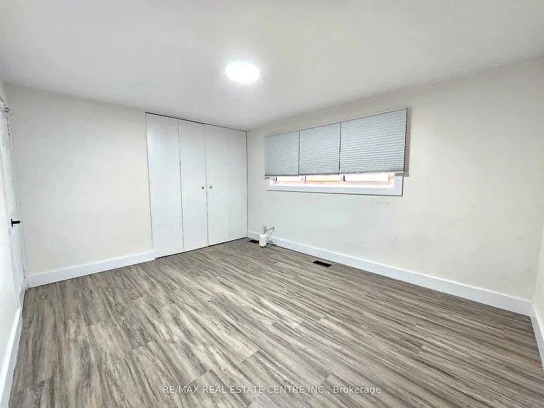 834 Westminster Dr S #MAIN — Photo 26