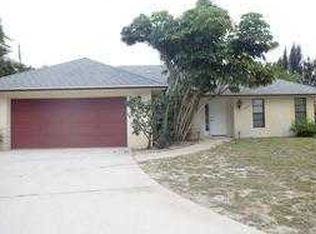 2002 NE Felicita Pl, Jensen Beach, FL 34957
