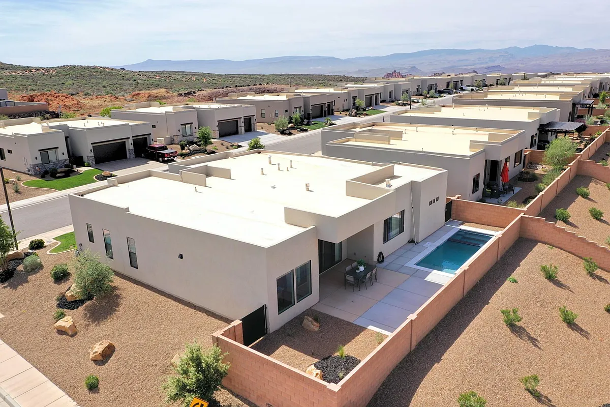 Building Photo - 1234 W Firepit Knoll Dr
