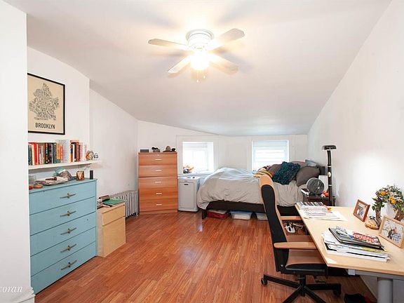 2nd image of 28 Herkimer St #3