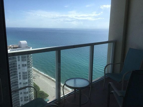 5th image of 16699 Collins Ave APT 1601