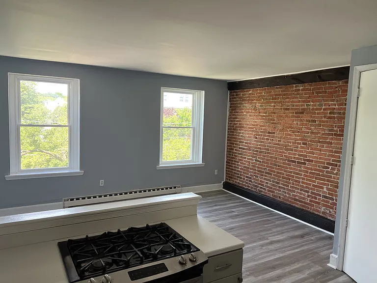 906 N Madison St #2 — Photo 7