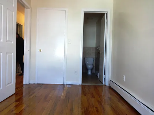 Rented by Blue Egg Realty Corp | media 14