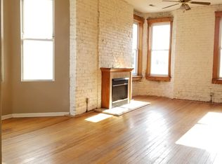 851 N Ashland Ave, Chicago, IL 60622