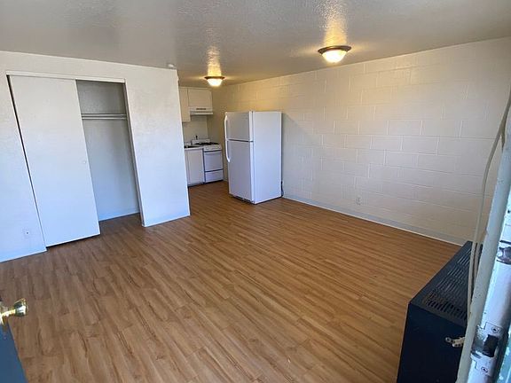 2nd image of 1611 Gold Ave SE #14