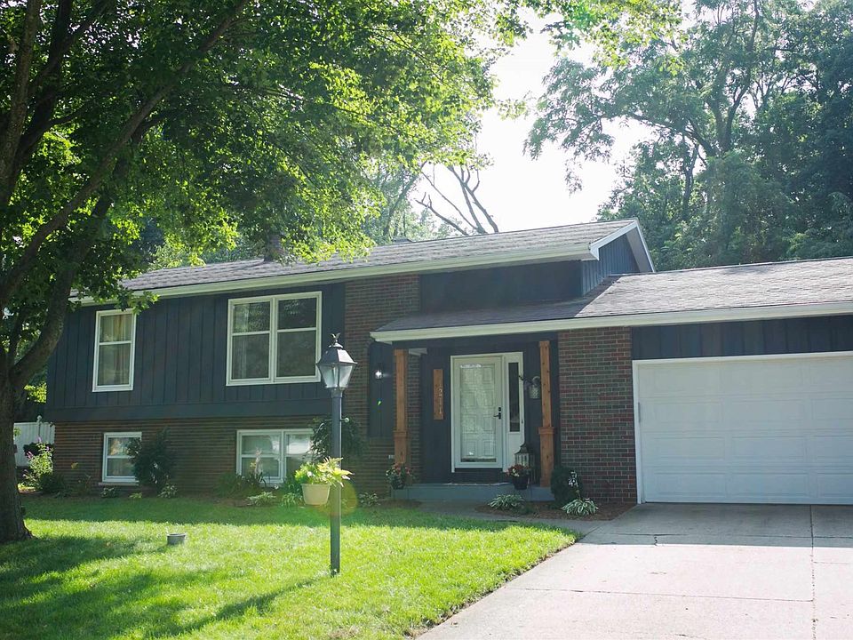 1st image of 1211 Briarwood Dr