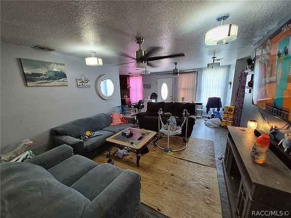 3rd image of 12190 SE 53rd Ln