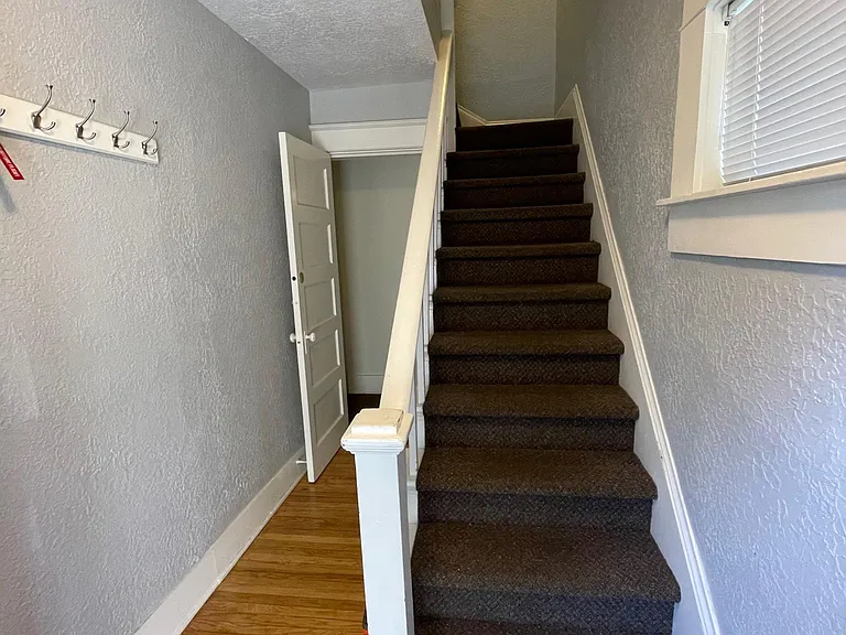3590 SE Harrison St — Photo 27