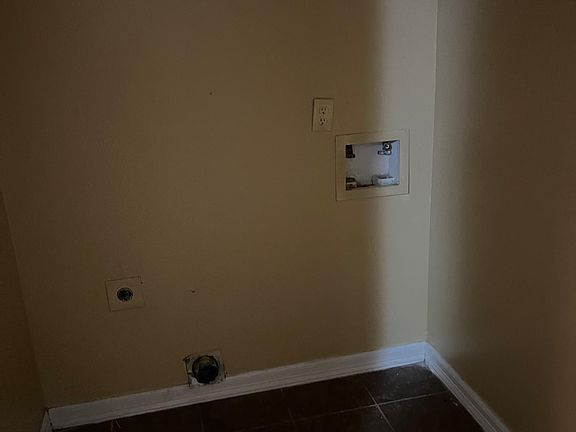 5th image of 3105 E Mile 11 N APT 1